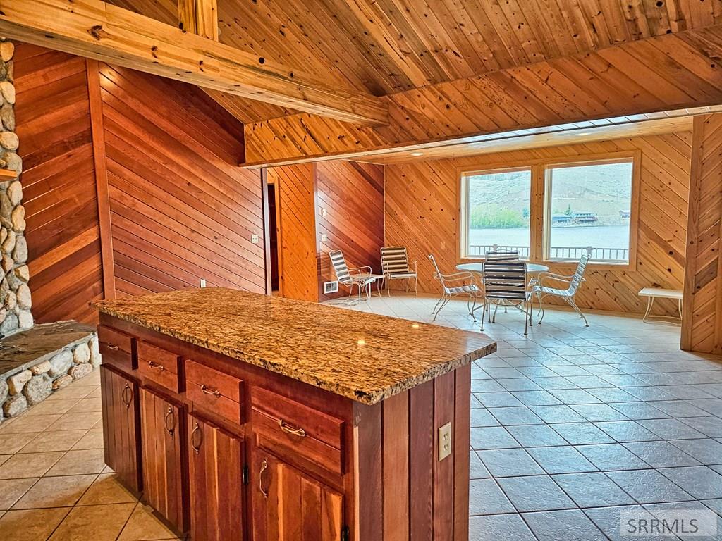 53 S Shoreline Drive, SALMON, Idaho image 7