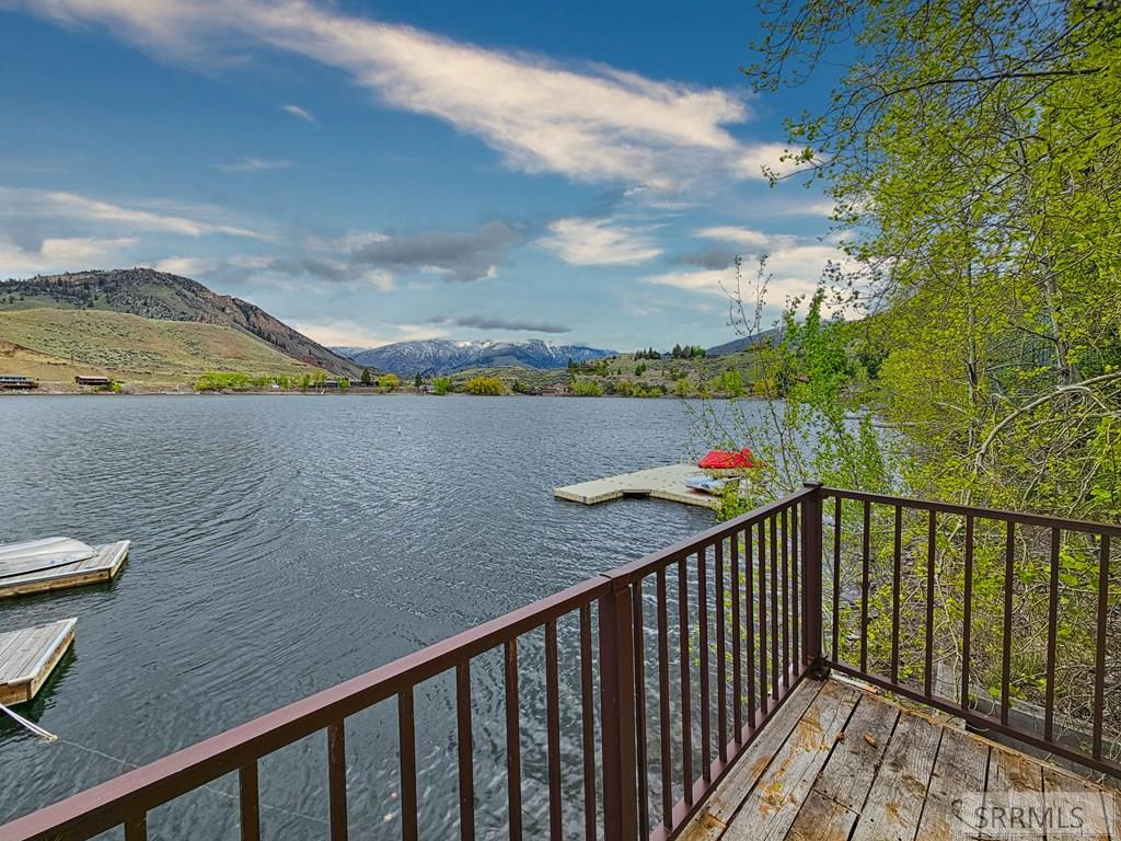 53 S Shoreline Drive, SALMON, Idaho image 3
