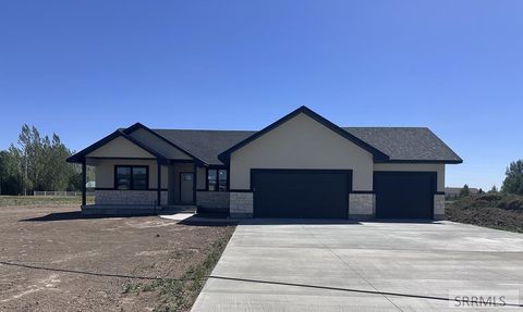 Photo of 4136 E 206 N, RIGBY, ID 83442 (MLS # 2186329)