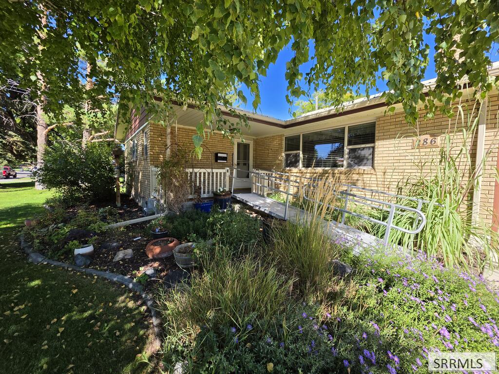 286 Pinon Drive