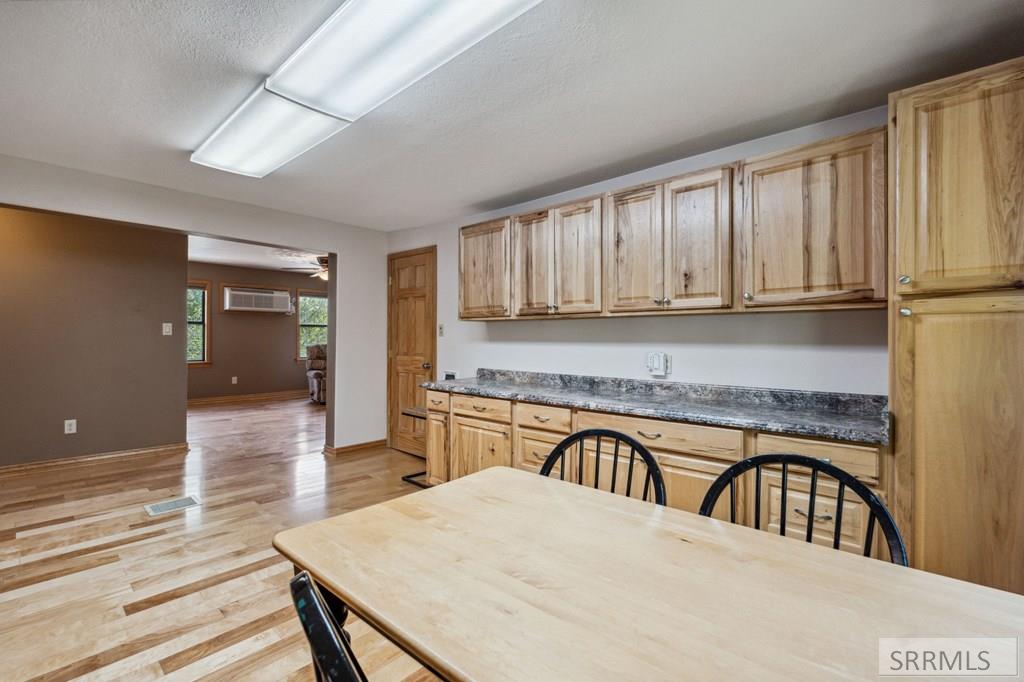 1554 S Grant Avenue, POCATELLO, Idaho image 32