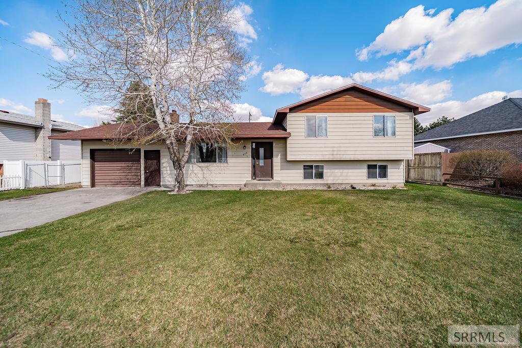 458 N State Street, RIGBY, Idaho image 1