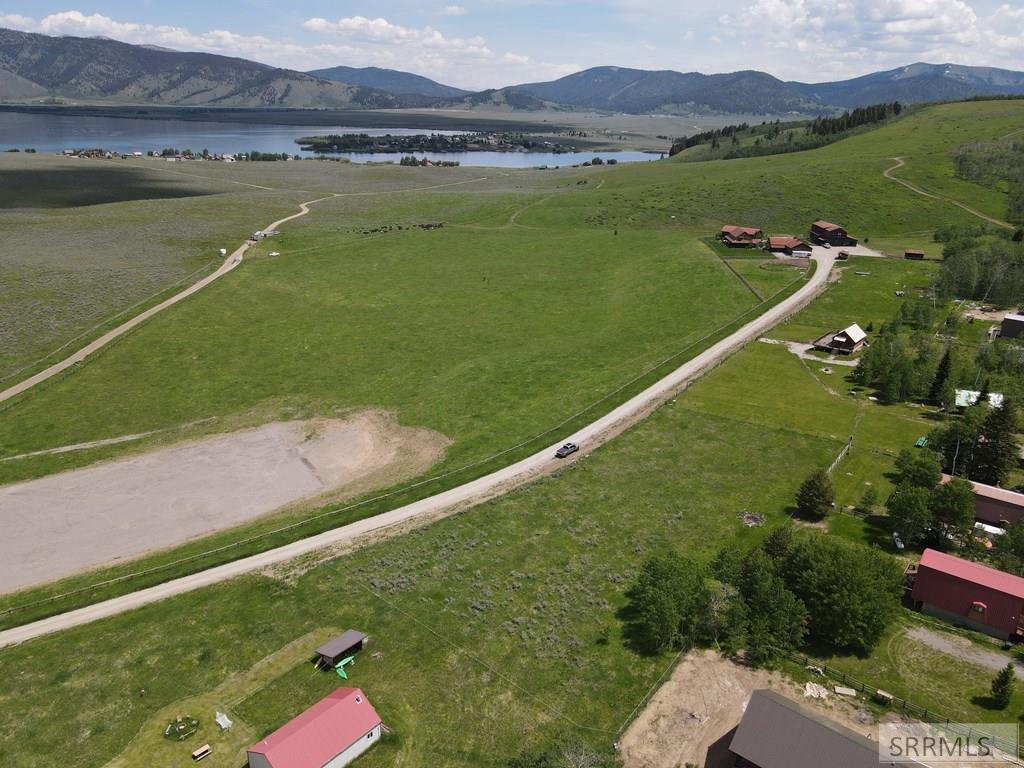 3800 Sawtelle Meadows Drive, ISLAND PARK, Idaho image 10