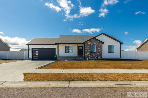 Photo of 4242 Mansfield Dr, IDAHO FALLS, ID 83401 (MLS # 2185244)