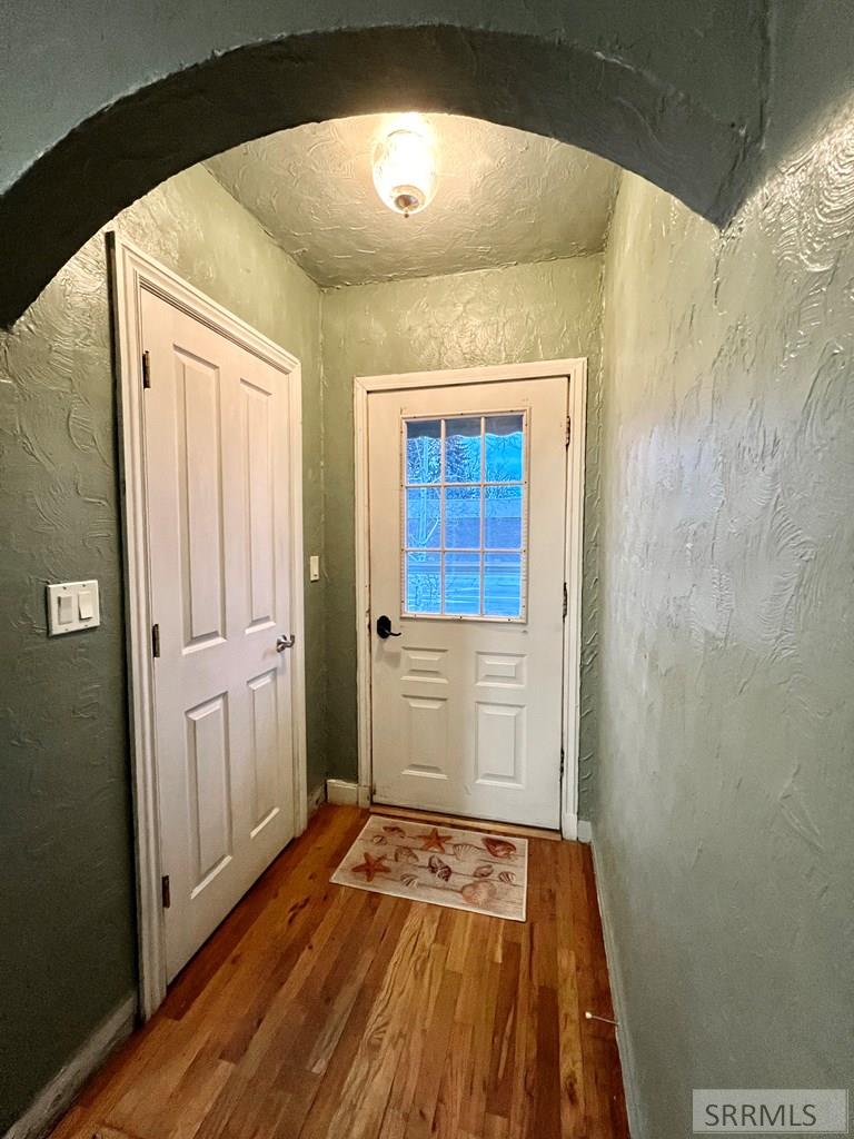 498 9th Street