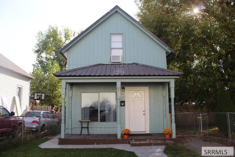 223 Lava Street IDAHO FALLS ID 83402