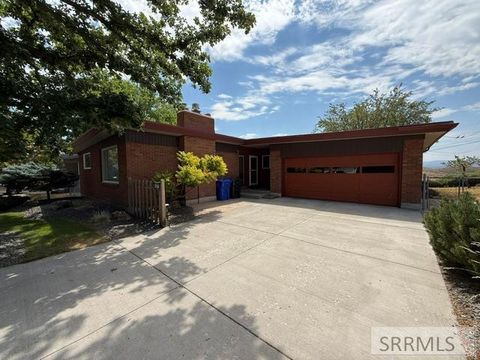 Homes For Sale - 1671 Homer Drive<br/> POCATELLO, ID 83201