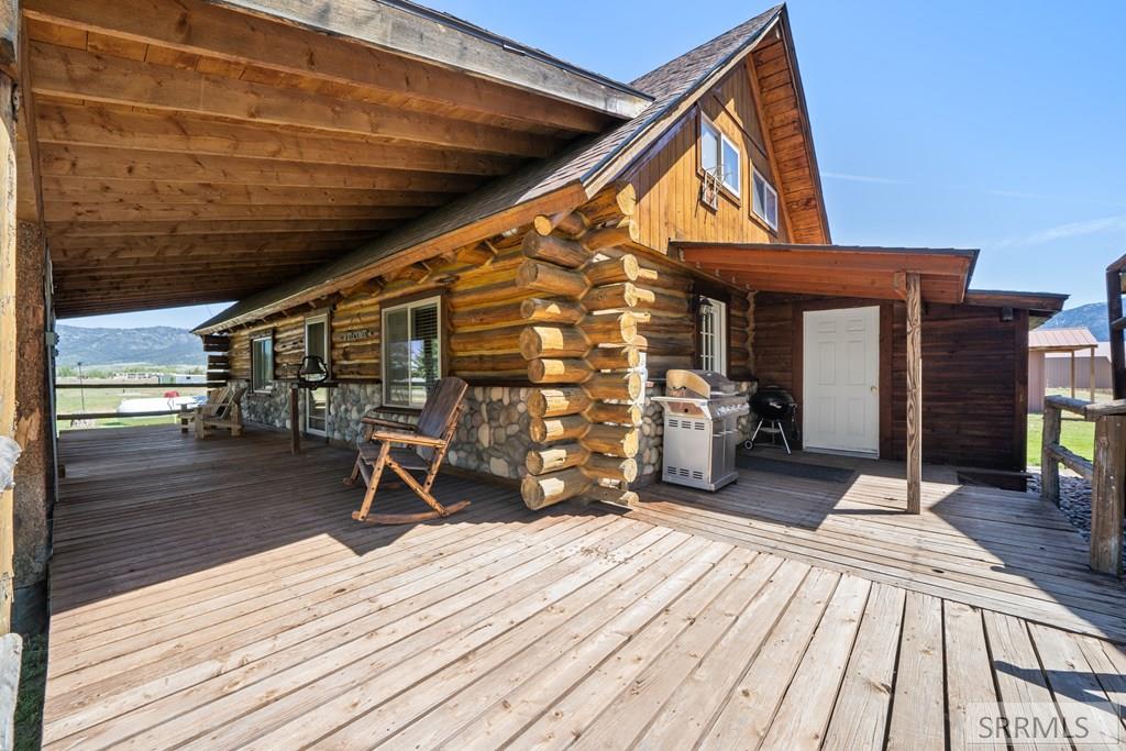 102 Valley Drive
