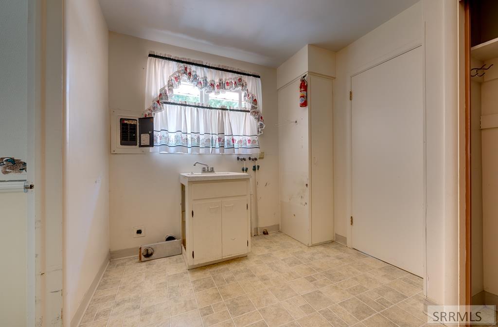 4465 E 109 N, UCON, Idaho image 18