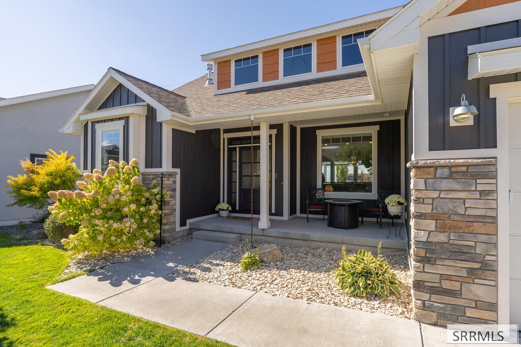 3136 Chartwell Gardens