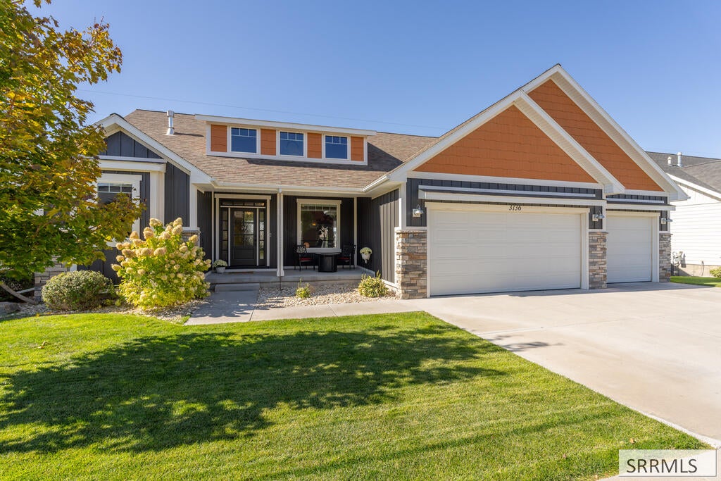 3136 Chartwell Gardens