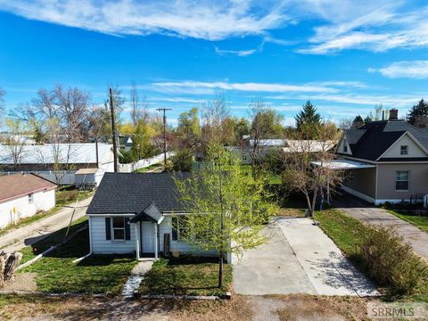 Homes For Sale - 155 E Jackson Street<br/> BLACKFOOT, ID 83221