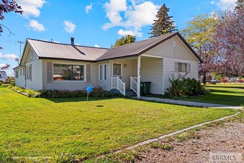 Photo of 3756 E 800 N, RIGBY, ID 83442 (MLS # 2185429)