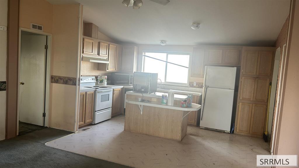 6878 25th East