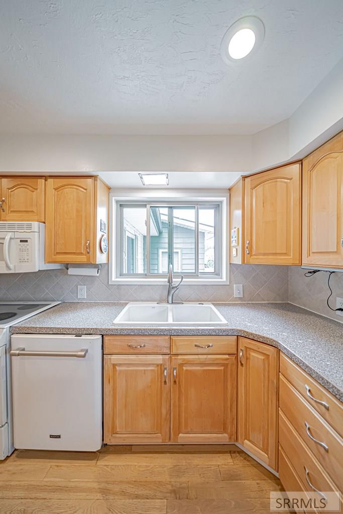 990 Hillview Drive, BLACKFOOT, Idaho image 19