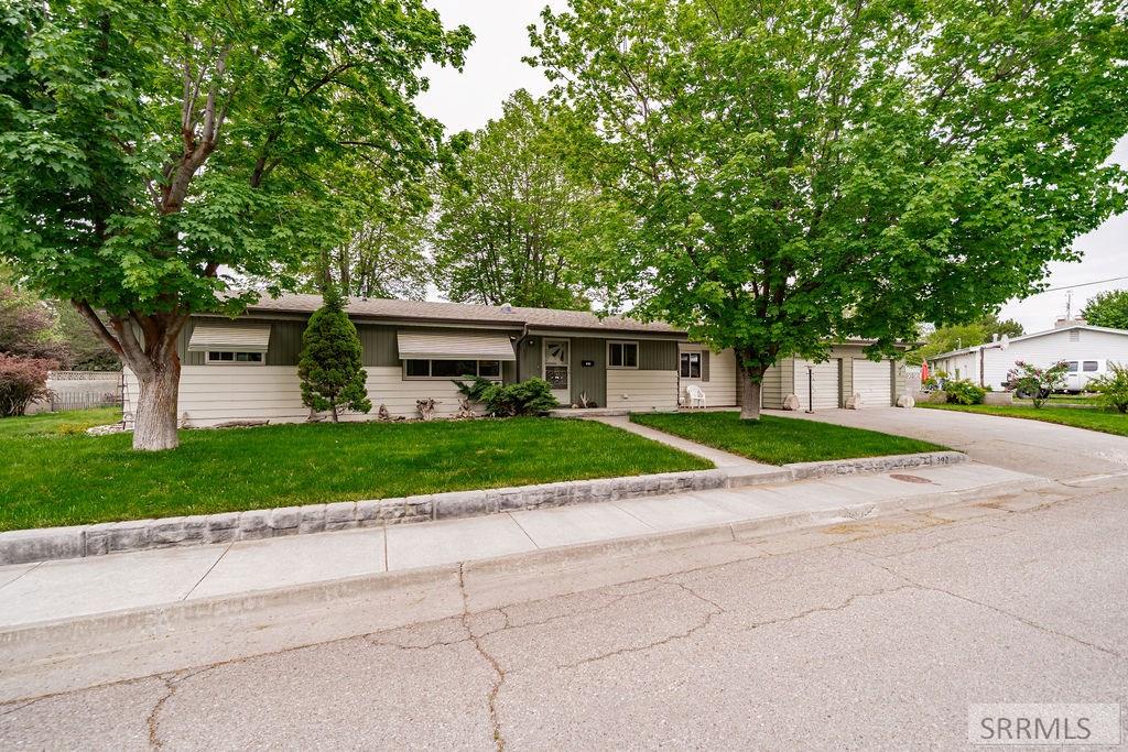 990 Hillview Drive, BLACKFOOT, Idaho image 4