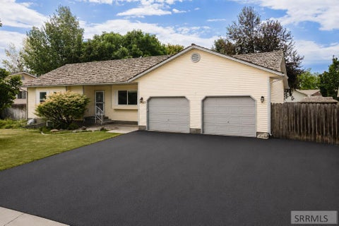 Photo of 2525 Granite Way, IDAHO FALLS, ID 83402 (MLS # 2187382)