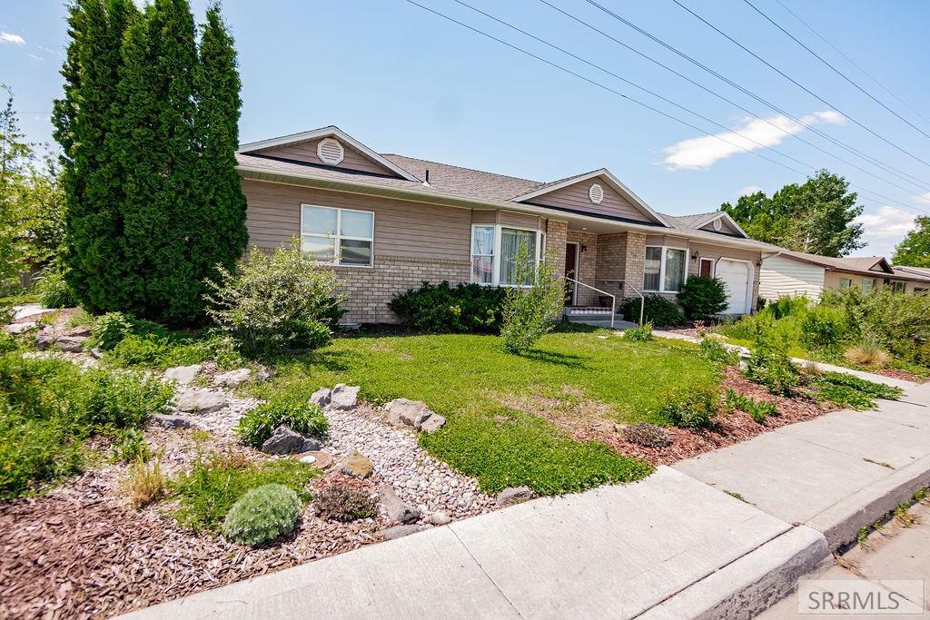 319 Cul De Sac Dr, REXBURG, Idaho image 2