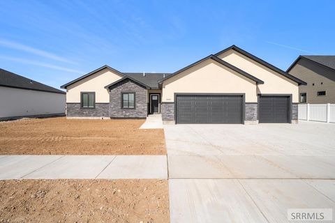 Photo of 1649 Palm Springs Drive, IDAHO FALLS, ID 83404 (MLS # 2184664)