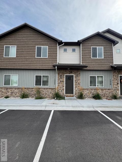 Photo of 1322 Boston Court, IDAHO FALLS, ID 83401 (MLS # 2179484)