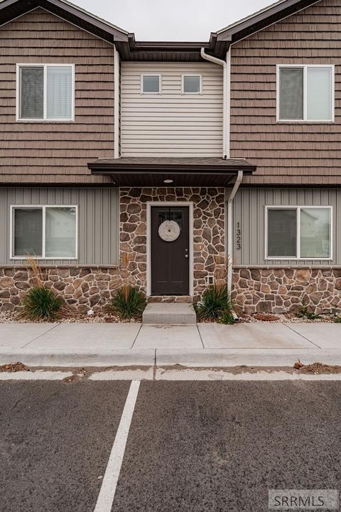 Photo of 1323 Boston Court, IDAHO FALLS, ID 83402 (MLS # 2185866)