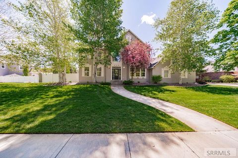 Photo of 396 Cranbrook Lane, IDAHO FALLS, ID 83404 (MLS # 2172165)