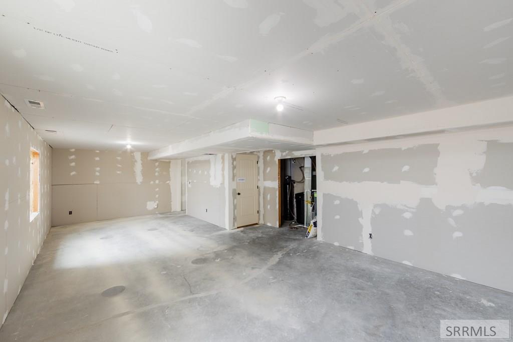 7108 S 400 W, REXBURG, Idaho image 32