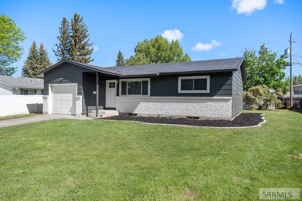 2016 Sierra Drive, IDAHO FALLS, Idaho image 4