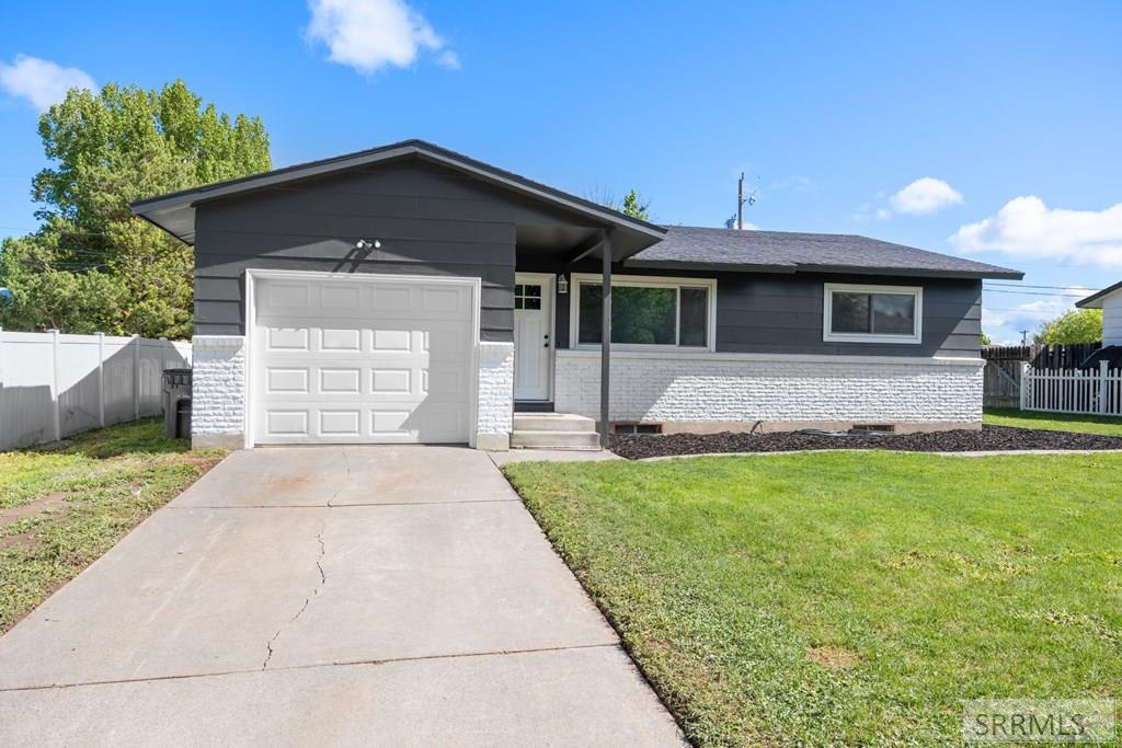 2016 Sierra Drive, IDAHO FALLS, Idaho image 2