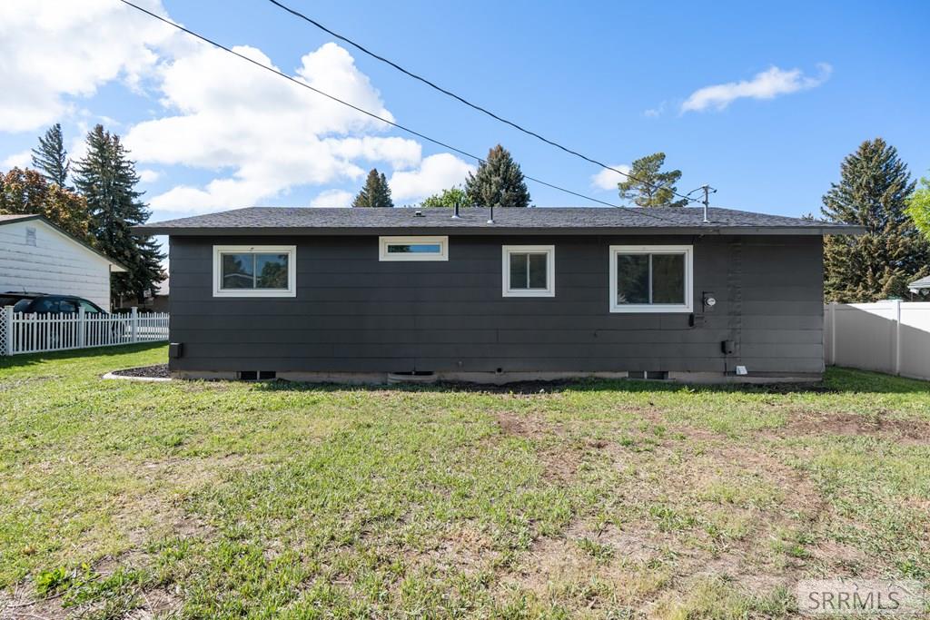 2016 Sierra Drive, IDAHO FALLS, Idaho image 9