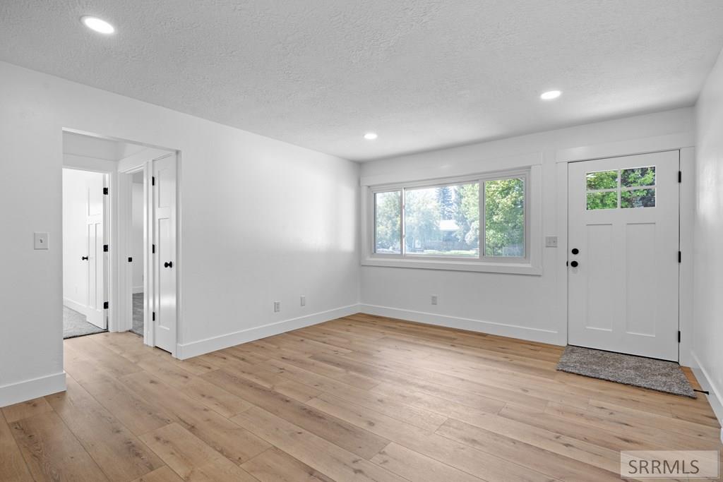 2016 Sierra Drive, IDAHO FALLS, Idaho image 14