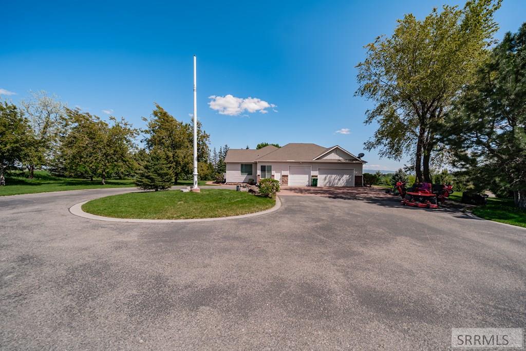346 N Canyon Creek Road, IDAHO FALLS, Idaho image 3