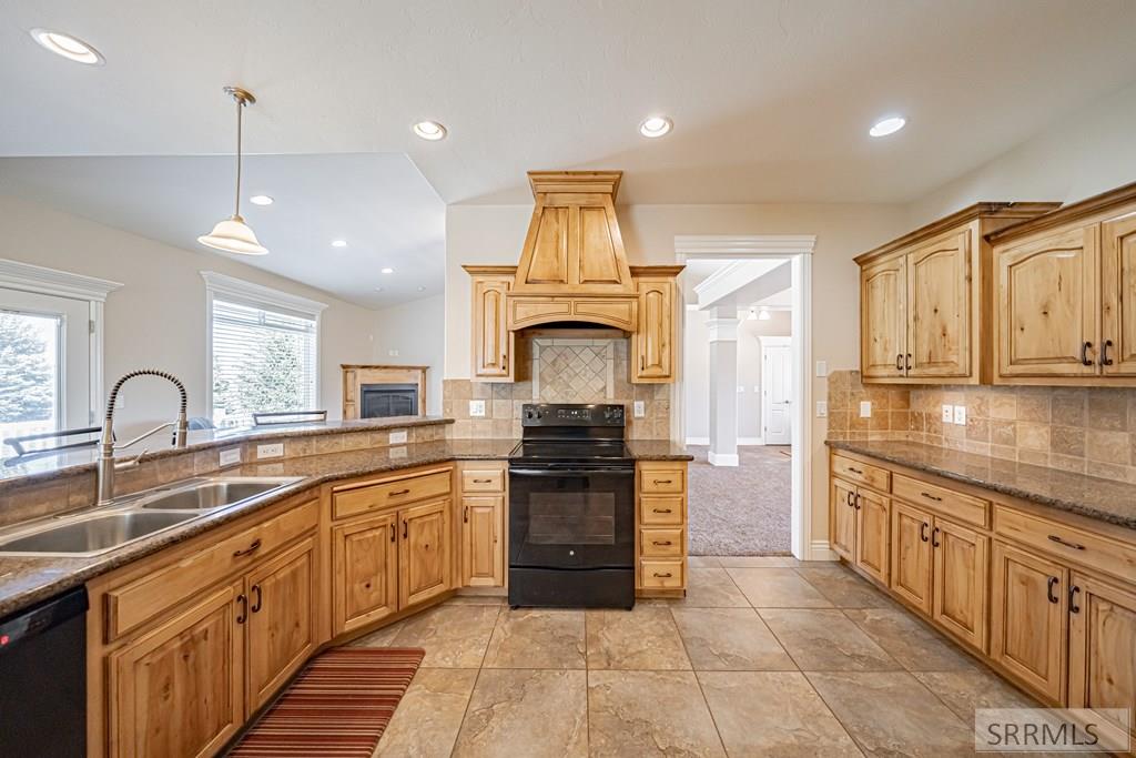 346 N Canyon Creek Road, IDAHO FALLS, Idaho image 12