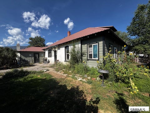 Photo of 803 McPherson Street, SALMON, ID 83467 (MLS # 2188747)