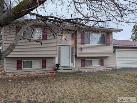 2206 Meadow Street IDAHO FALLS ID 83401