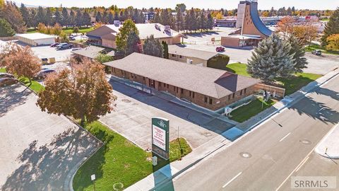 Photo of 1740 E 17th Street, IDAHO FALLS, ID 83404 (MLS # 2180406) Photo of 1740 E 17th Street, IDAHO FALLS, ID 83404 (MLS # 2180406)