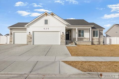 Photo of 626 W Yarmouth Street, IDAHO FALLS, ID 83402 (MLS # 2182217)