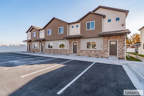 Photo of 1339 Boston Court, IDAHO FALLS, ID 83402 (MLS # 2185378)