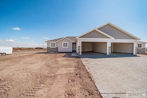 Photo of 3716 Razor Circle, IDAHO FALLS, ID 83401 (MLS # 2185983)
