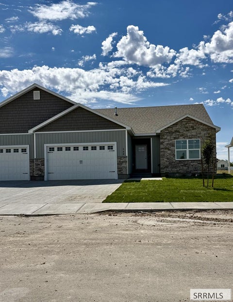 Photo of 340 Copper Bell Dr, SHELLEY, ID 83274 (MLS # 2188774)