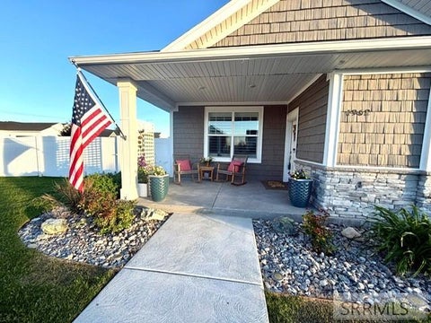 Homes For Sale - 1962 Autumn Lane<br/> IDAHO FALLS, ID 83404