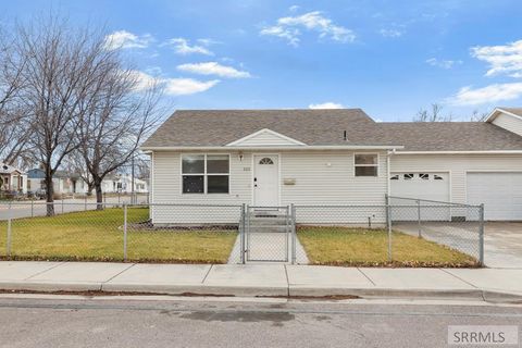 Photo of 855 E Walnut Street, POCATELLO, ID 83201 (MLS # 2185033)