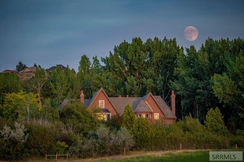 Photo of 4976 E 49th S, IDAHO FALLS, ID 83406 (MLS # 2177413)