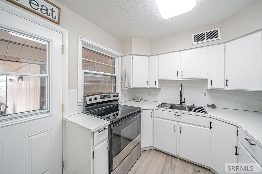 1064 Hillview Avenue, IDAHO FALLS, Idaho image 19