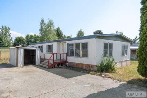 Mobile Home For Sale - 814 Dalmation Drive<br/> IDAHO FALLS, ID 83402