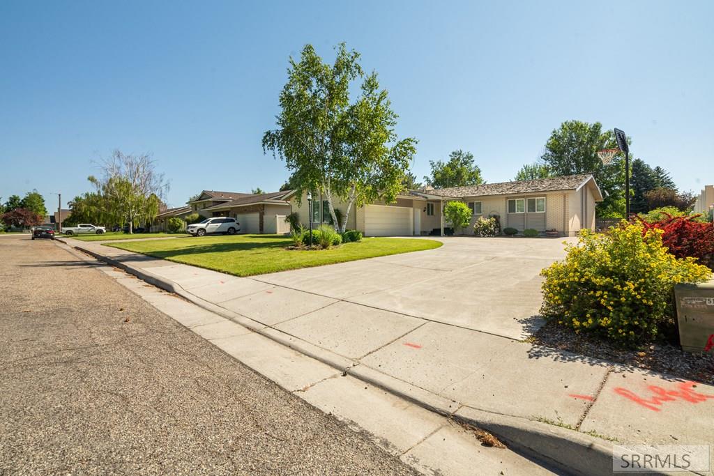 52 Sunset Circle, REXBURG, Idaho image 2