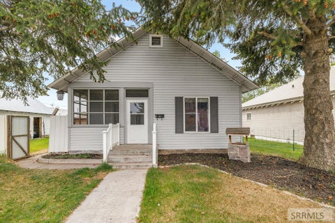 Photo of 40 W 3rd N, ST ANTHONY, ID 83445 (MLS # 2186664)