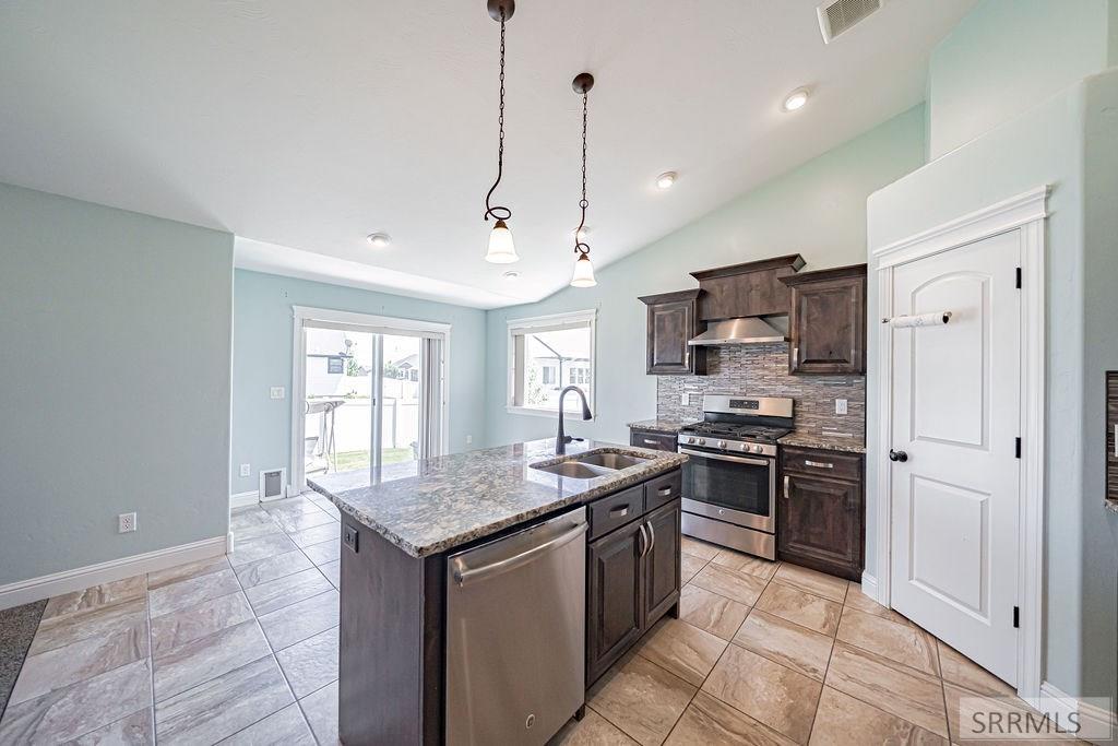 4284 N Ruger Drive, IDAHO FALLS, Idaho image 11