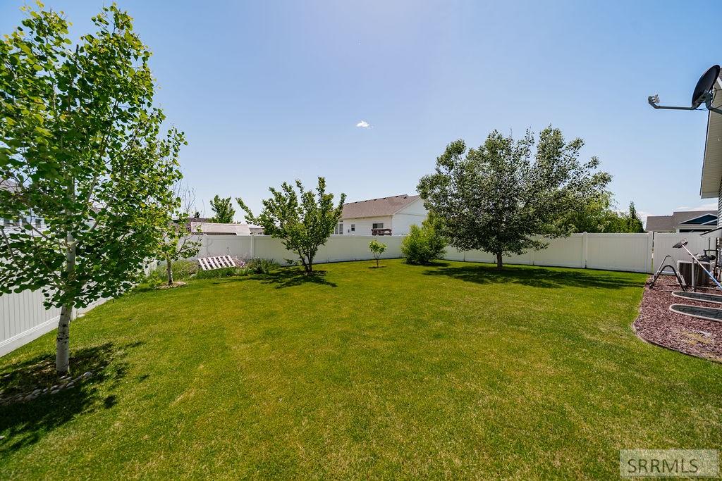 4284 N Ruger Drive, IDAHO FALLS, Idaho image 31