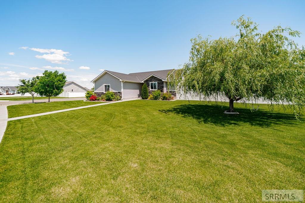 4284 N Ruger Drive, IDAHO FALLS, Idaho image 2